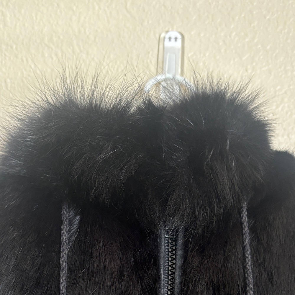 Luxurious Black rabbit Fur Coat - Picture 4 of 5